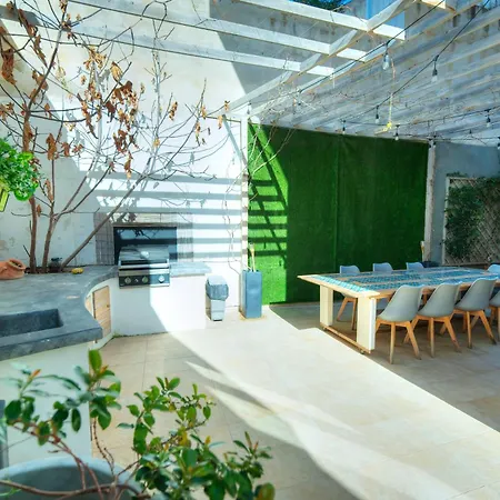 Luxury 2 Bedroom With Large Outdoor & Jacuzzi Jbas1-1 Is-Swieqi