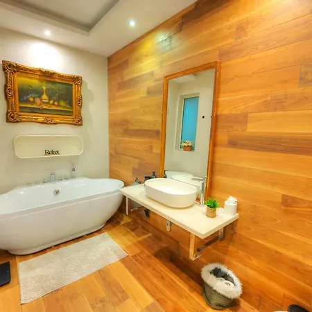 Luxury 2 Bedroom With Large Outdoor & Jacuzzi Jbas1-1 Daire