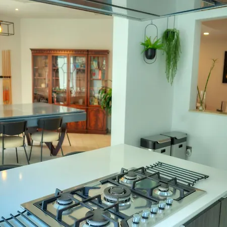 Luxury 2 Bedroom With Large Outdoor & Jacuzzi Jbas1-1 Daire Is-Swieqi