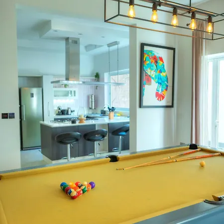 Luxury 2 Bedroom With Large Outdoor & Jacuzzi Jbas1-1 Daire Is-Swieqi