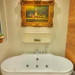 Luxury 2 Bedroom With Large Outdoor & Jacuzzi Jbas1-1 Apartment *