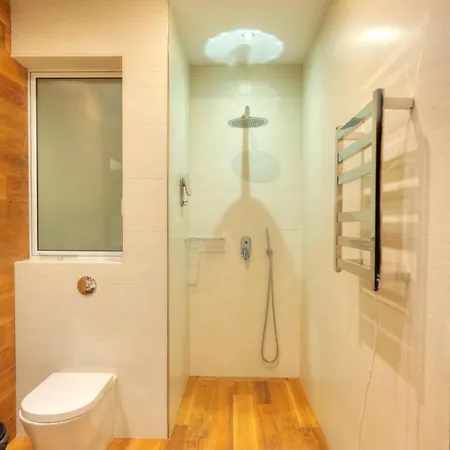 Luxury 2 Bedroom With Large Outdoor & Jacuzzi Jbas1-1 * Is-Swieqi