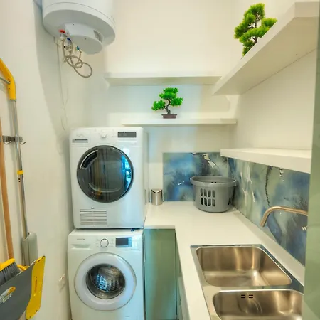 Apartment Luxury 2 Bedroom With Large Outdoor & Jacuzzi Jbas1-1 Is-Swieqi