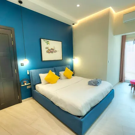 شقة Luxury 2 Bedroom With Large Outdoor & Jacuzzi Jbas1-1 *