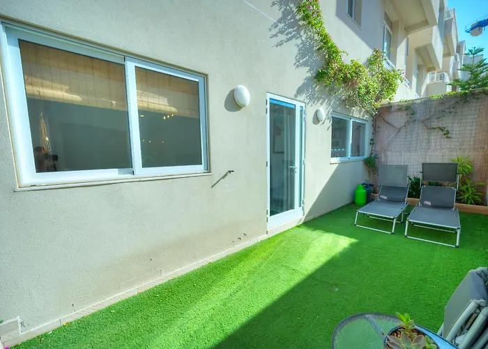 Luxury 2 Bedroom With Large Outdoor & Jacuzzi Jbas1-1 Apartment *